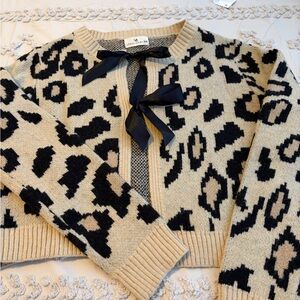 Stylish Leopard Print Cardigan with Bow Detail